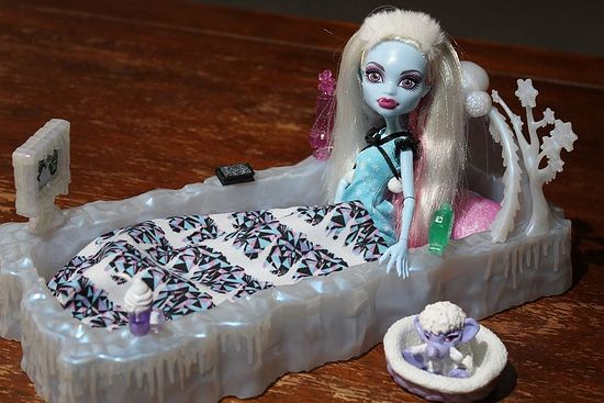 «Игрушки» для детей «Monster high»